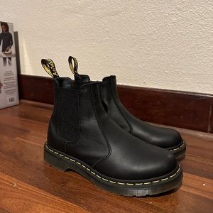 Dr Martens Black Chelsea boot